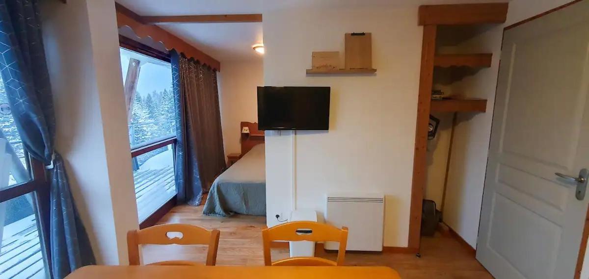 Appartement 3 Etoiles Au Pied Des Pistes Avec Balcon Ete Шамрус Екстериор снимка