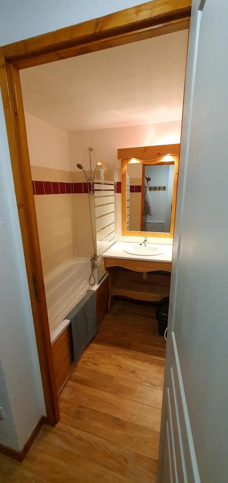 Appartement 3 Etoiles Au Pied Des Pistes Avec Balcon Ete Шамрус Екстериор снимка