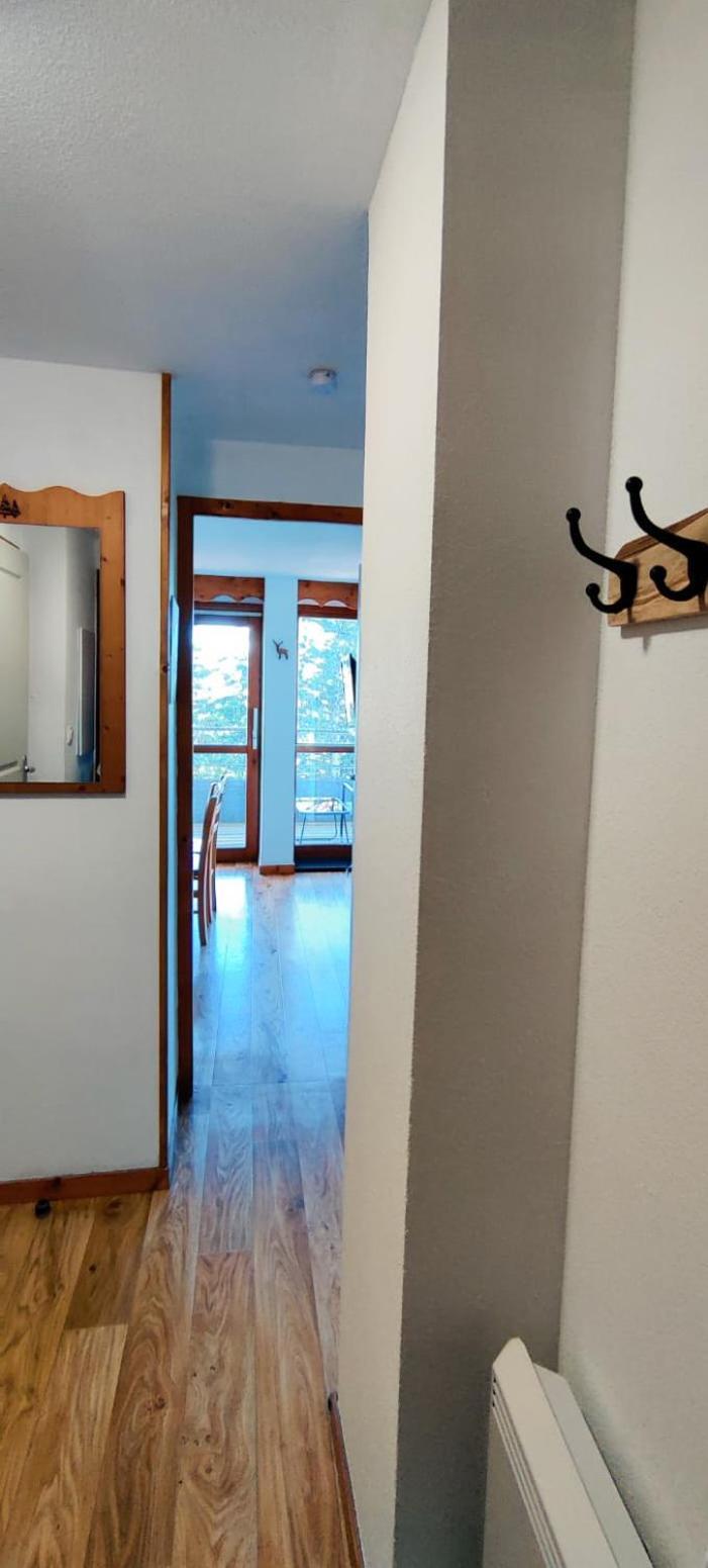 Appartement 3 Etoiles Au Pied Des Pistes Avec Balcon Ete Шамрус Екстериор снимка
